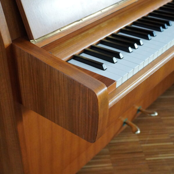 115 Steinway Z Nussbaum – Bild 7